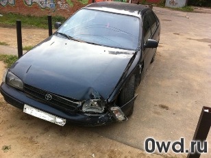 Битый автомобиль Toyota Carina E